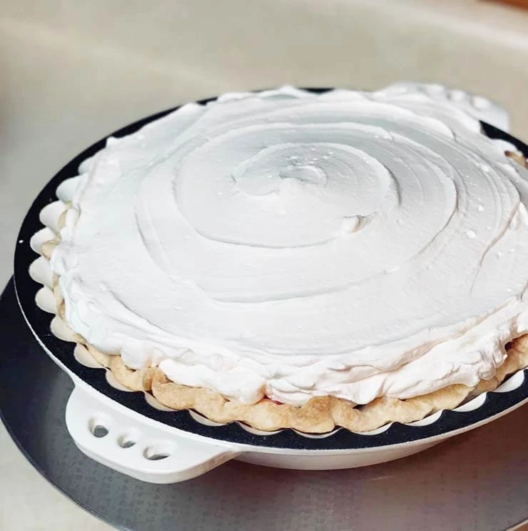 Cast Iron Cookware Cajun Classic White Pie Plate 1 Cast Iron Cookware Cajun Classic White Pie Plate