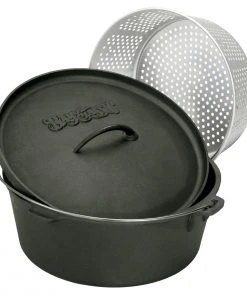 Bayou Classic 8.5 Quart Cast Iron Dutch Oven