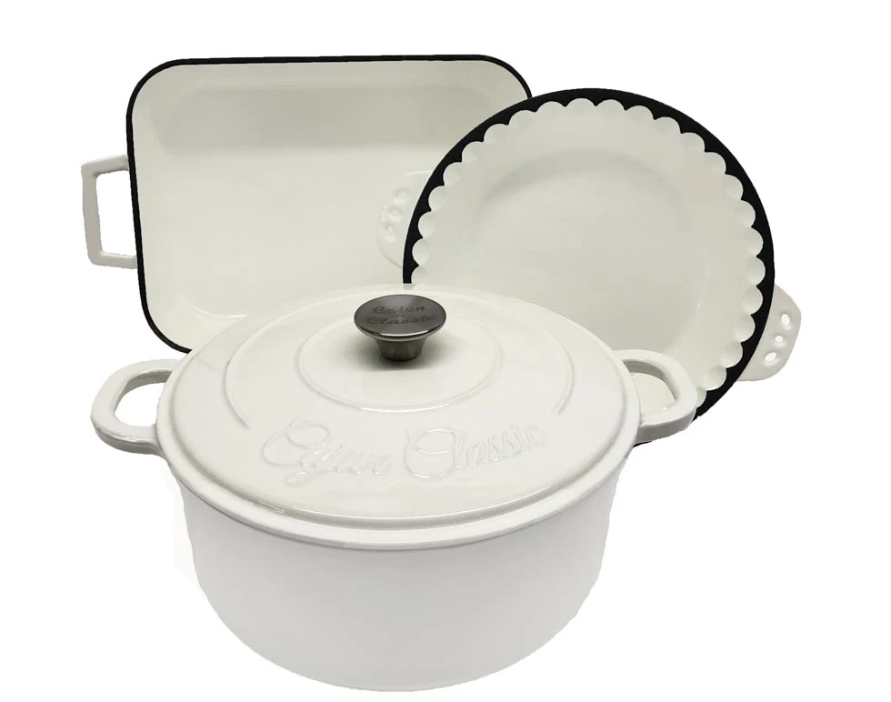 Cajun Classic 5 Qt Enamel White Dutch Oven 3 Cajun Classic 5 Qt Enamel White Dutch Oven